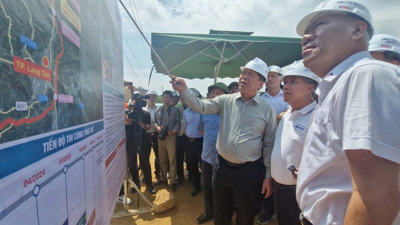 Bộ trưởng Trần Hồng Minh: Tập trung giải ng&acirc;n vốn 2 tuyến cao tốc tại Cao Bằng, Lạng Sơn- Ảnh 3.