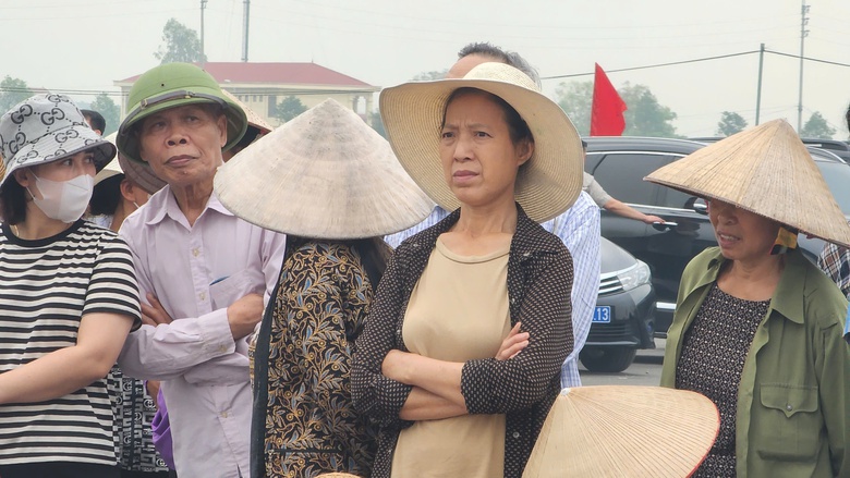 Cầu trăm tỷ th&ocirc;ng xe nối Bắc Ninh - Bắc Giang, người d&acirc;n tho&aacute;t cảnh qua s&ocirc;ng lụy đ&ograve;- Ảnh 1.