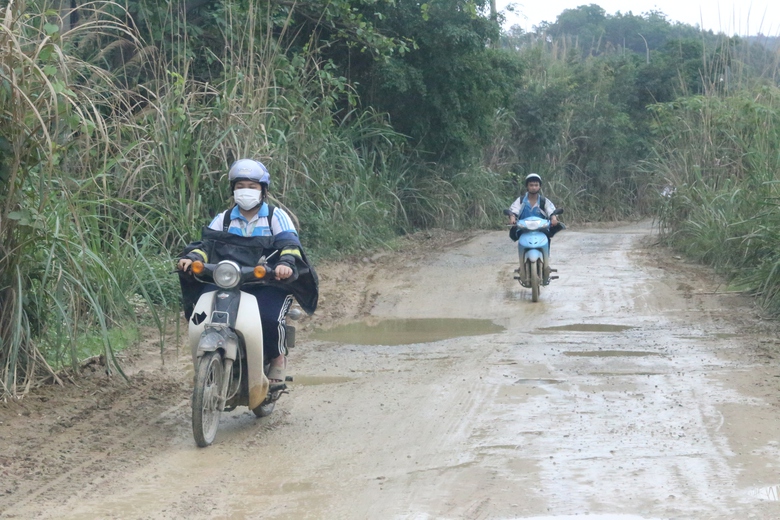 Chi ch&iacute;t hố lớn, hố nhỏ tr&ecirc;n tuyến tỉnh lộ ở Th&aacute;i Nguy&ecirc;n- Ảnh 12.