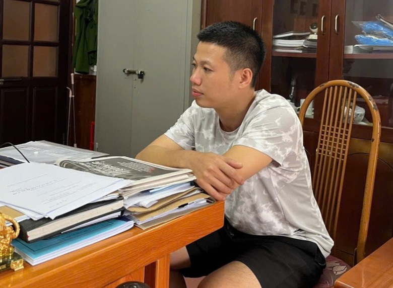 Th&aacute;i B&igrave;nh: Triệu tập nam thanh ni&ecirc;n d&ugrave;ng gậy b&oacute;ng ch&agrave;y đ&aacute;nh người sau va chạm giao th&ocirc;ng- Ảnh 1.