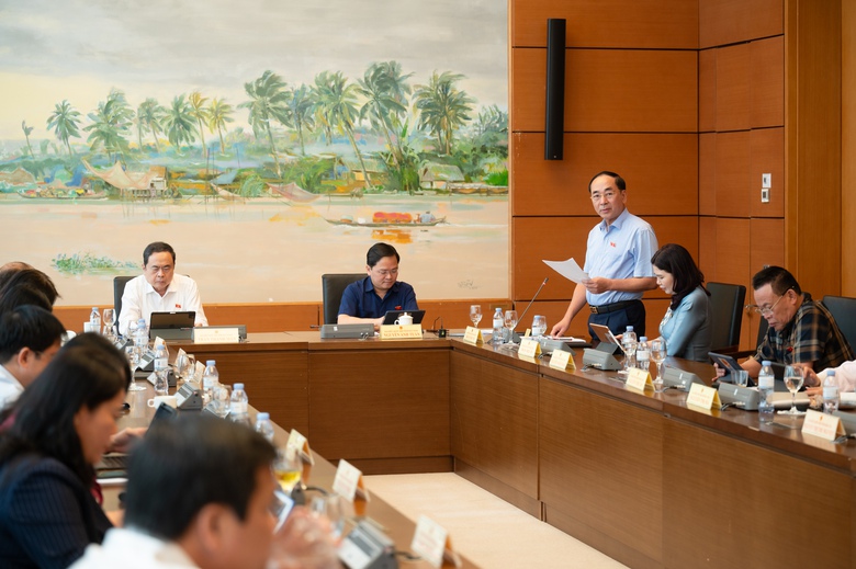 Nhiều ĐBQH bị mất tiền, làm phiền vì lộ dữ liệu cá nhân- Ảnh 2. Nhiều ĐBQH bị mất tiền, làm phiền vì lộ dữ liệu cá nhân- Ảnh 2.