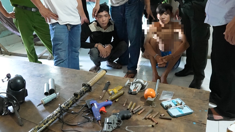 Hậu Giang: Hai nh&oacute;m thanh ni&ecirc;n đ&aacute;nh nhau, một đối tượng nổ s&uacute;ng- Ảnh 3.