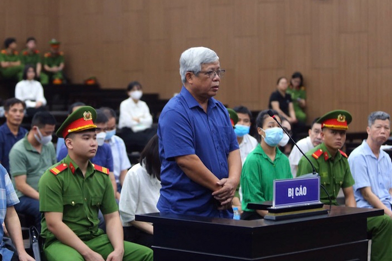 Vụ đất hiếm ở Y&ecirc;n B&aacute;i: Cựu thứ trưởng Nguyễn Linh Ngọc bị tuy&ecirc;n phạt 3 năm t&ugrave; giam- Ảnh 1.