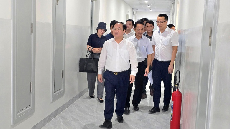 Deputy Minister Nguyen Van Sinh highlights need to replicate quality social housing models- Ảnh 1.