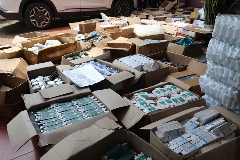 Khởi tố chủ cơ sở sản xuất, b&aacute;n hơn 100.000 đơn h&agrave;ng mỹ phẩm giả tại Bắc Giang- Ảnh 2.