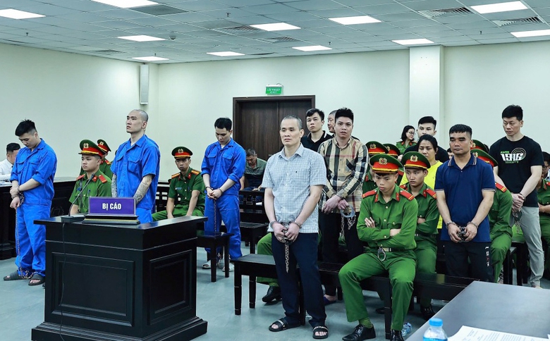 X&eacute;t xử vụ &aacute;n 2 cựu c&ocirc;ng an gi&uacute;p sức, bao che cất giấu 172kg ma t&uacute;y- Ảnh 1.