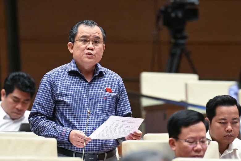 Nghị trường &ldquo;n&oacute;ng&rdquo; đề xuất bỏ hay giữ tử h&igrave;nh tội vận chuyển tr&aacute;i ph&eacute;p chất ma t&uacute;y- Ảnh 1.