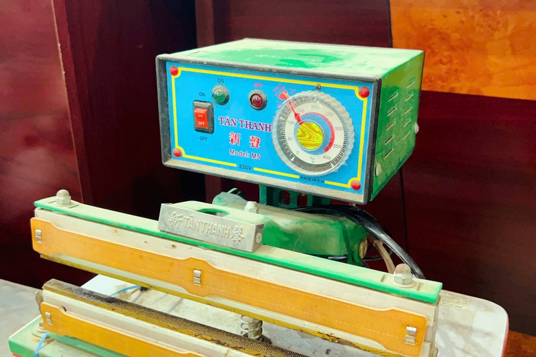 Hà Nội: Khởi tố 4 phụ nữ làm giả hơn 17 tấn gạo ST25- Ảnh 3. Hà Nội: Khởi tố 4 phụ nữ làm giả hơn 17 tấn gạo ST25- Ảnh 3.