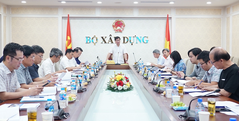 To&agrave;n cảnh Hội nghị thẩm định Nhiệm vụ Quy hoạch chung x&acirc;y dựng Khu kinh tế ven biển ph&iacute;a Nam Hải Ph&ograve;ng đến năm 2045.