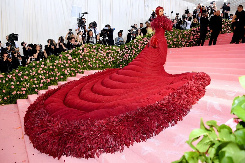 Một si&ecirc;u mẫu bị "cấm cửa" ở sự kiện ở Met Gala v&igrave; đắc tội với b&agrave; tr&ugrave;m Anna Wintour?- Ảnh 2.