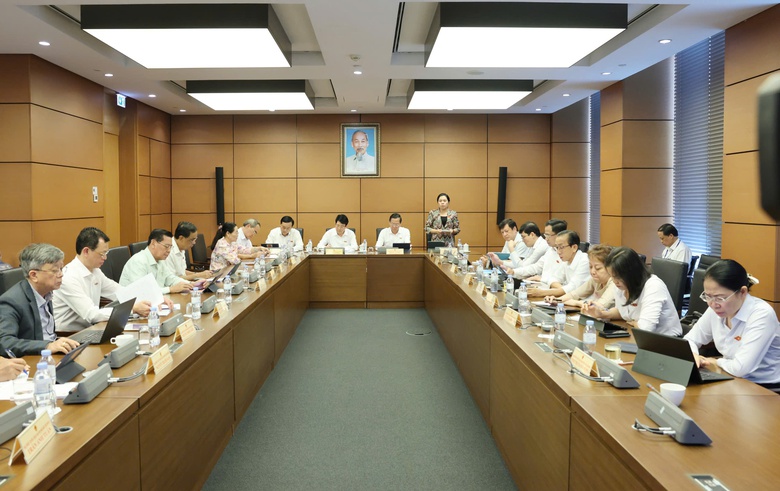 Gi&aacute;m đốc Sở ATTP TP.HCM: Rộ th&ocirc;ng tin kiểm tra, cửa h&agrave;ng n&agrave;o cũng k&ecirc;u hết l&ograve;ng xe điếu- Ảnh 2.