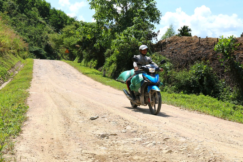 Chủ tịch Quảng Ng&atilde;i y&ecirc;u cầu cấp huyện xử l&yacute; nợ trước khi giải thể- Ảnh 3.