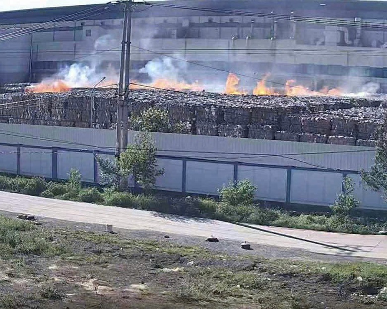 Ninh B&igrave;nh: Ch&aacute;y lớn tại C&ocirc;ng ty cổ phần Giấy HKB- Ảnh 2.