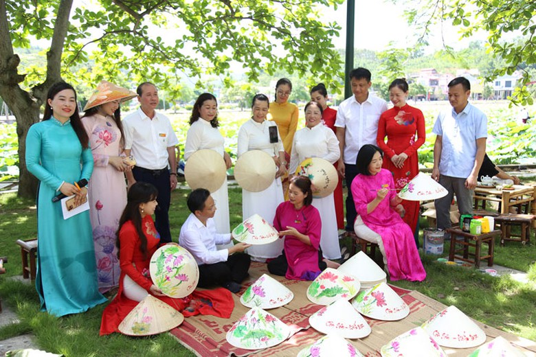 Hải Dương: Trải nghiệm sen Kiếp Bạc với nhiều n&eacute;t văn h&oacute;a đặc sắc- Ảnh 3.