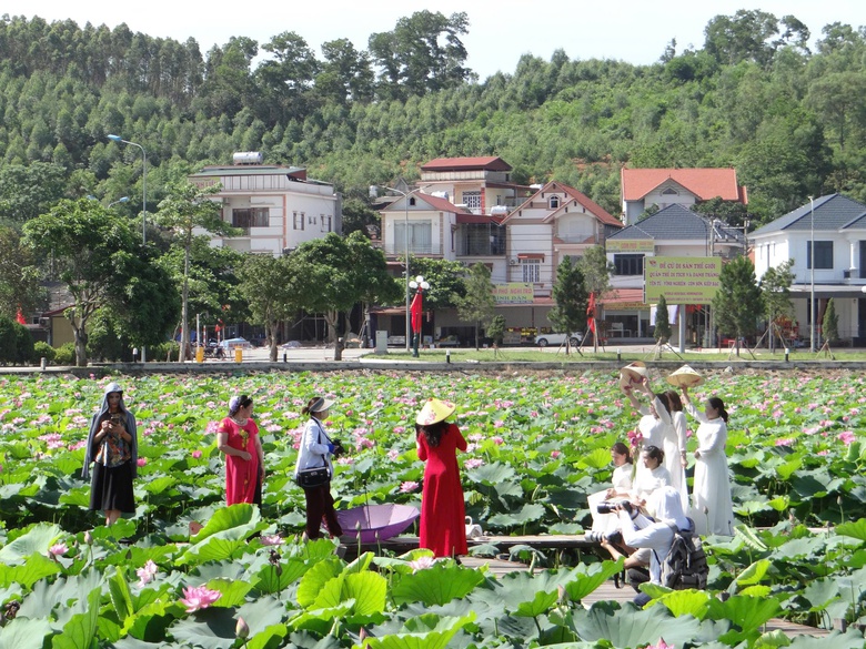 Hải Dương: Trải nghiệm sen Kiếp Bạc với nhiều n&eacute;t văn h&oacute;a đặc sắc- Ảnh 2.