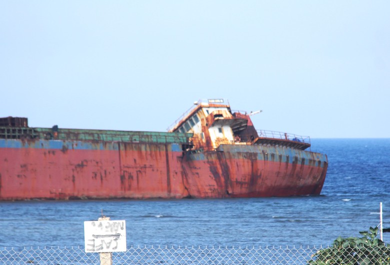 Hiện trạng con t&agrave;u hơn 4.500 tấn mắc cạn ở Mũi Dinh trước ng&agrave;y trục vớt- Ảnh 4.