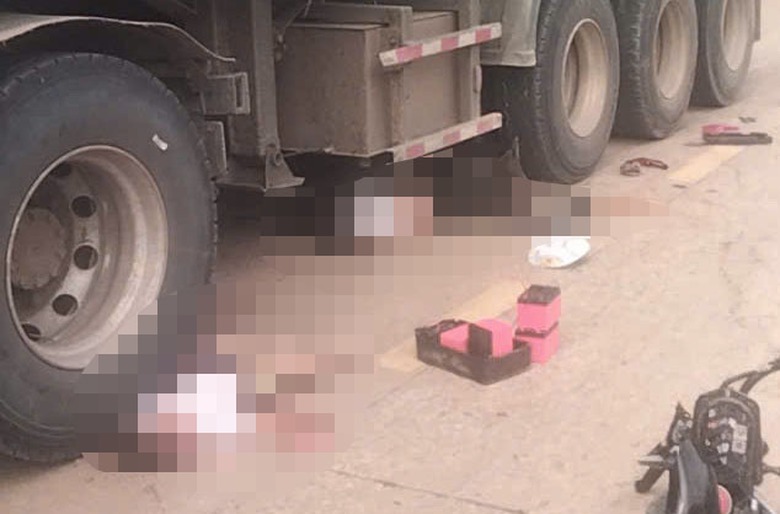 Xe đầu k&eacute;o t&ocirc;ng xe đạp điện, hai học sinh tử vong tại chỗ, hai người nhập viện- Ảnh 1.