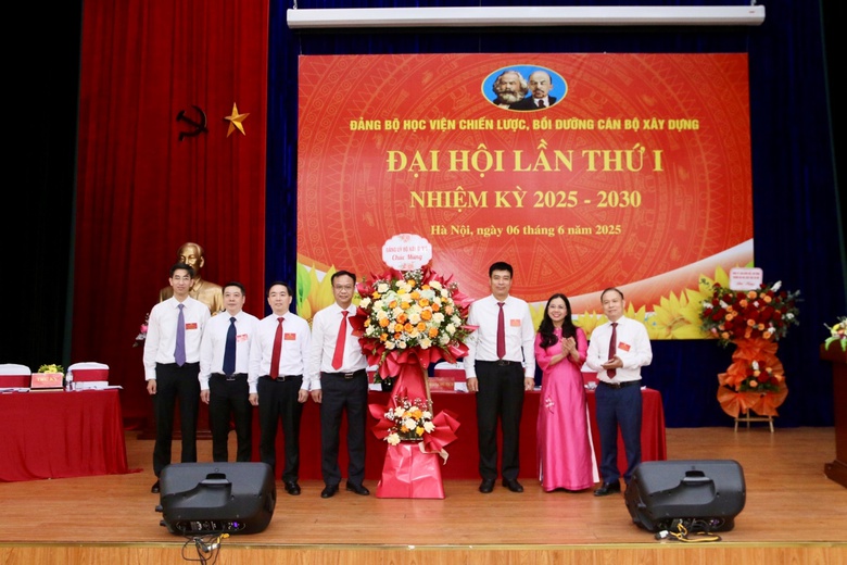 Học viện ACST: Th&uacute;c đẩy chuyển đổi số trong tham mưu ch&iacute;nh s&aacute;ch v&agrave; đ&agrave;o tạo ng&agrave;nh X&acirc;y dựng- Ảnh 2.