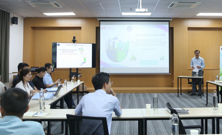 Học viện ACST ph&aacute;t động thi đua, tập trung bốn trọng t&acirc;m, một phương ch&acirc;m- Ảnh 2.