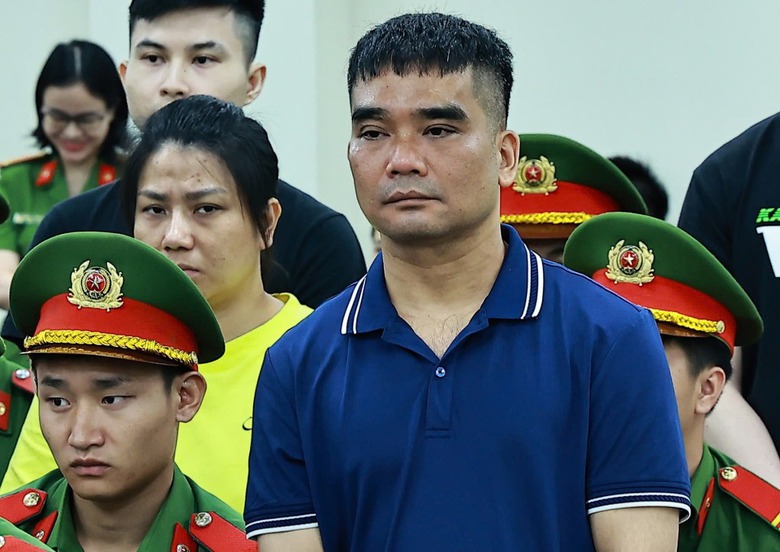 Vụ d&ugrave;ng &ocirc; t&ocirc; biển xanh chở ma t&uacute;y: To&agrave; tuy&ecirc;n tử h&igrave;nh 11 bị c&aacute;o- Ảnh 1.