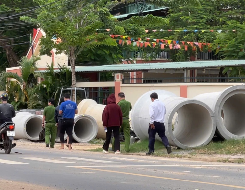 Nam c&ocirc;ng nh&acirc;n tử vong ở hố c&ocirc;ng tr&igrave;nh- Ảnh 1.