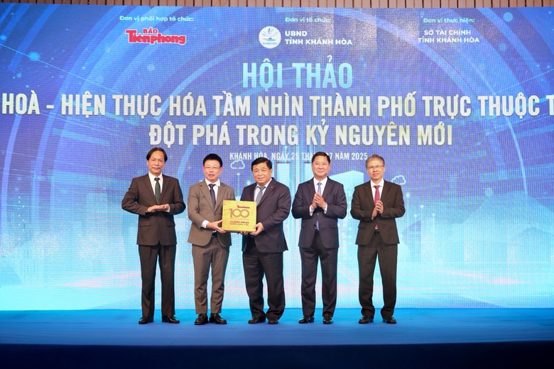 Kh&aacute;nh H&ograve;a hiện thực h&oacute;a tầm nh&igrave;n th&agrave;nh phố trực thuộc Trung ương năm 2030- Ảnh 1.
