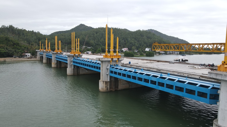 Kh&aacute;nh H&ograve;a th&agrave;nh lập ban chỉ đạo gỡ vướng c&aacute;c dự &aacute;n tồn đọng k&eacute;o d&agrave;i- Ảnh 1.