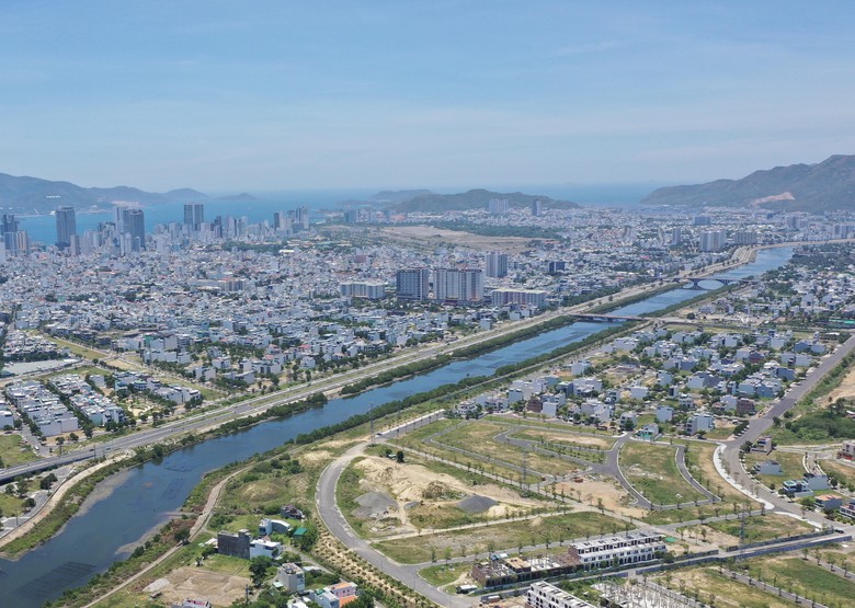 Kh&aacute;nh H&ograve;a l&ecirc;n phương &aacute;n đầu tư dự &aacute;n đập ngăn mặn tr&ecirc;n s&ocirc;ng Qu&aacute;n Trường- Ảnh 1.