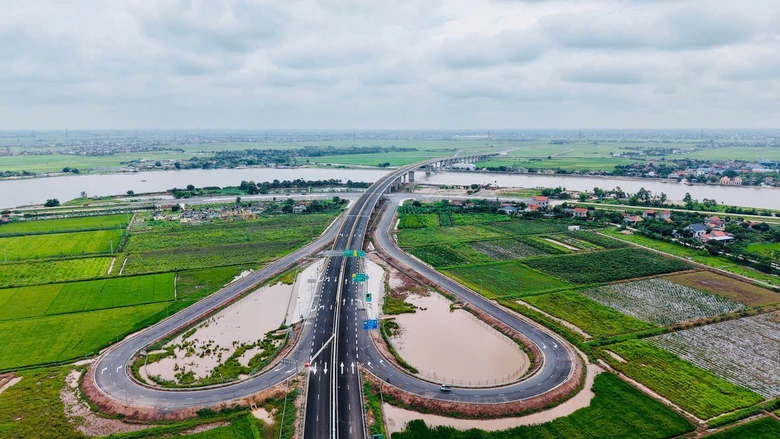 Ninh B&igrave;nh kh&aacute;nh th&agrave;nh 3 c&ocirc;ng tr&igrave;nh gần 9.000 tỷ đồng th&uacute;c đẩy li&ecirc;n kết v&ugrave;ng- Ảnh 2.