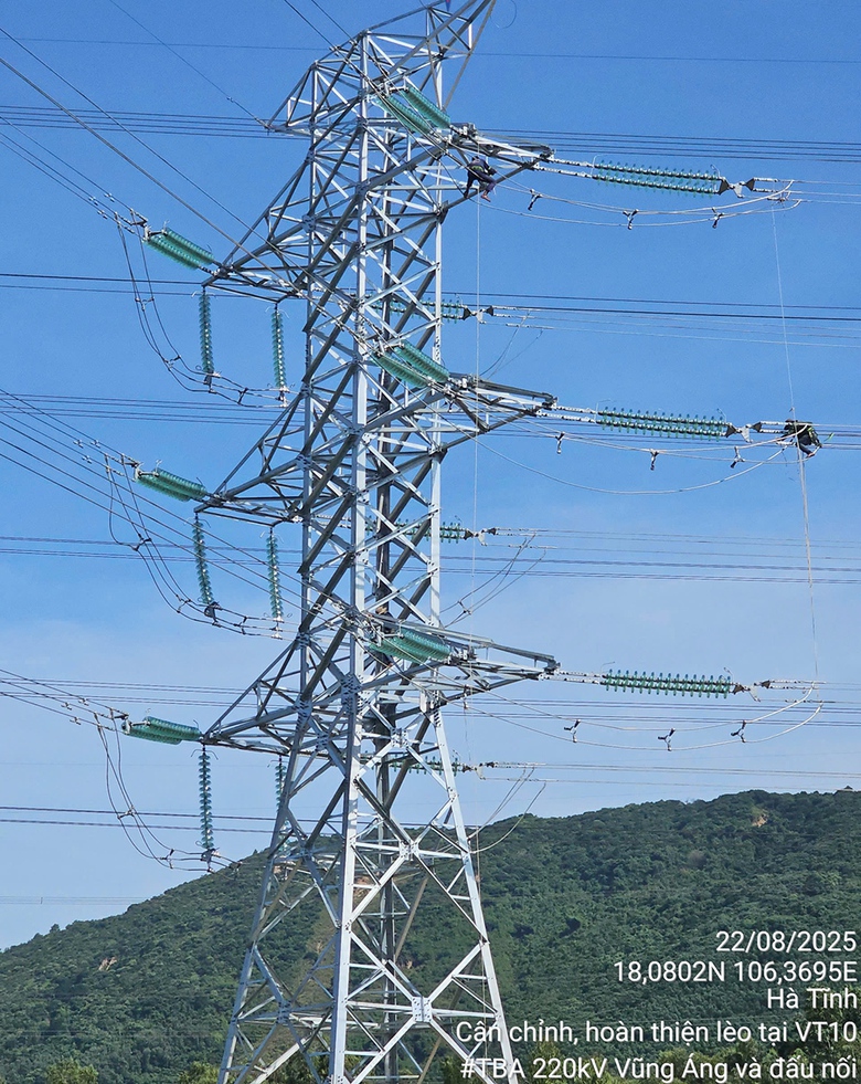 EVNNPT tập trung nguồn lực ho&agrave;n th&agrave;nh dự &aacute;n Trạm biến &aacute;p 220kV Vũng &Aacute;ng v&agrave; đấu nối- Ảnh 2.