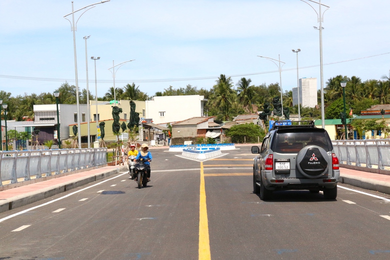 Quảng Ngãi bố trí 476 tỷ đồng để quản lý, duy tu và bảo dưỡng đường giao thông- Ảnh 2. Quảng Ngãi bố trí 476 tỷ đồng để quản lý, duy tu và bảo dưỡng đường giao thông- Ảnh 2.