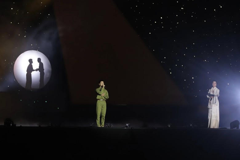 Gần 3.000 nghệ sĩ t&aacute;i hiện 80 năm h&agrave;nh tr&igrave;nh d&acirc;n tộc qua chương tr&igrave;nh nghệ thuật đặc biệt- Ảnh 6.