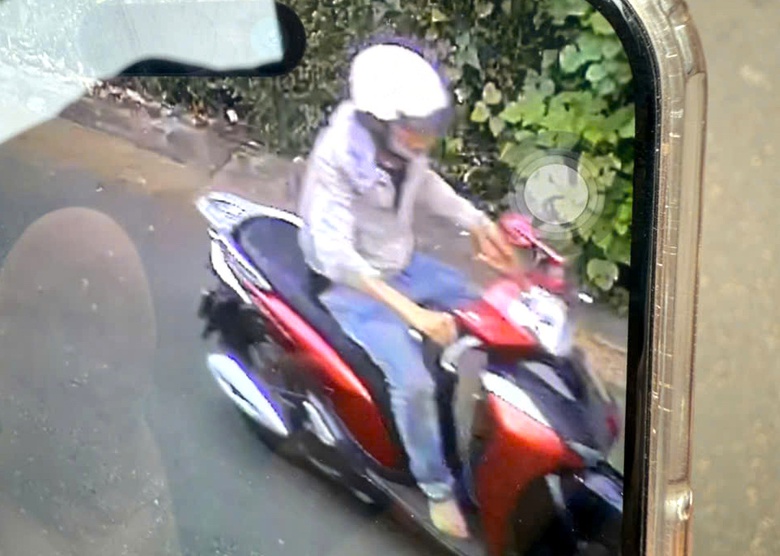 Vụ thảm &aacute;n 4 người thương vong ở Đắk Lắk: Nạn nh&acirc;n kể gi&acirc;y ph&uacute;t bị kề dao cướp xe m&aacute;y- Ảnh 3.