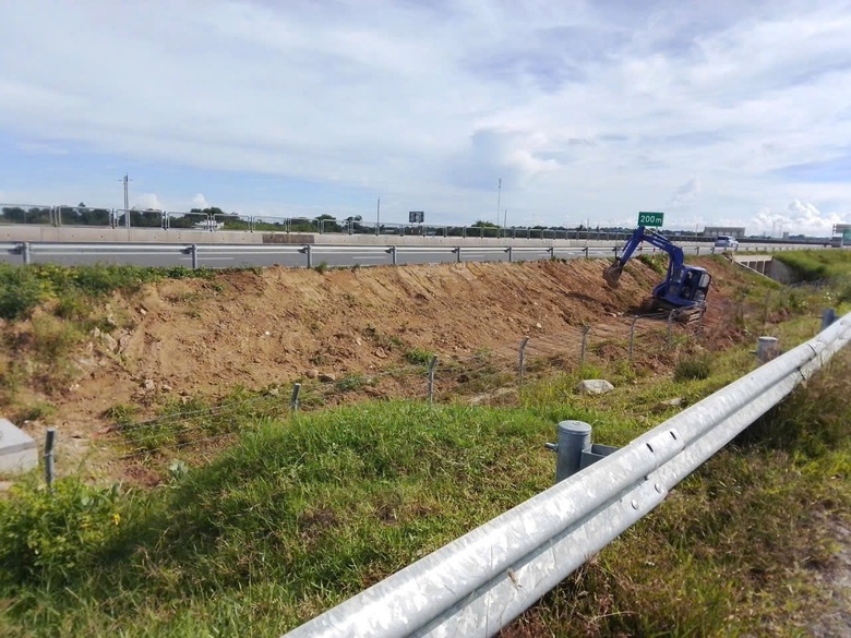 Bộ X&acirc;y dựng b&aacute;o c&aacute;o Thủ tướng tiến độ xử l&yacute; x&oacute;i lở tr&ecirc;n cao tốc Vĩnh Hảo - Phan Thiết- Ảnh 1.