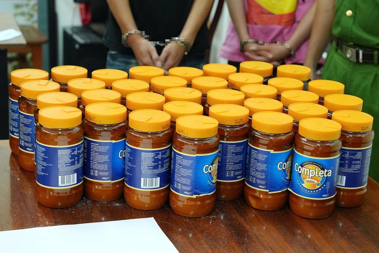 Nghệ An: Ph&aacute; đường d&acirc;y mua b&aacute;n tr&aacute;i ph&eacute;p chất ma t&uacute;y từ nước ngo&agrave;i về Việt Nam- Ảnh 4.