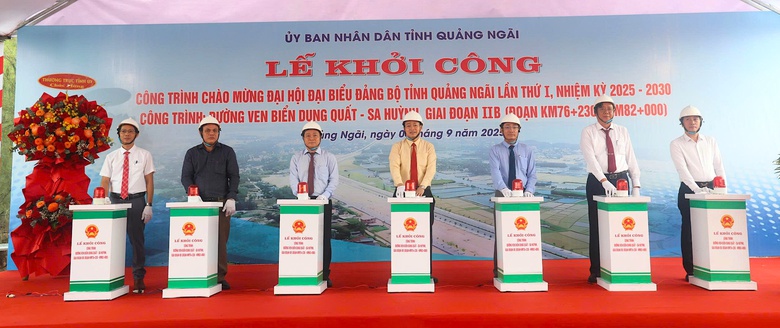 Quảng Ng&atilde;i khởi c&ocirc;ng nối d&agrave;i đường ven biển Dung Quất - Sa Huỳnh- Ảnh 1.