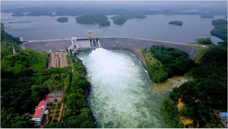 L&agrave;o Cai: Tối 9/9, hồ thủy điện Th&aacute;c B&agrave; mở hai cửa xả lũ- Ảnh 1.