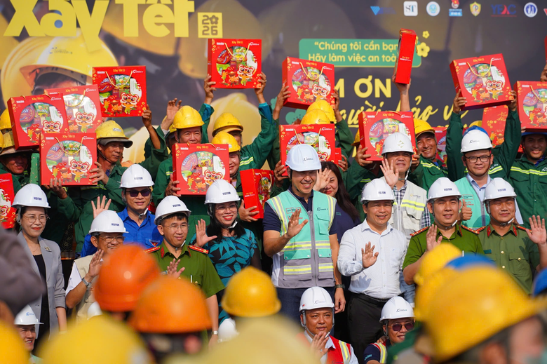 Người kh&oacute; t&iacute;nh nhất c&ocirc;ng trường Coteccons v&agrave; chuyện ph&iacute;a sau &ldquo;kh&ocirc;ng an to&agrave;n dừng thi c&ocirc;ng&rdquo;- Ảnh 3.