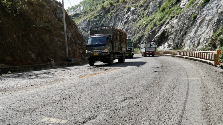 Gia Lai: Hết hạn sửa chữa, đ&egrave;o An Kh&ecirc; vẫn nham nhở ổ g&agrave;- Ảnh 3.