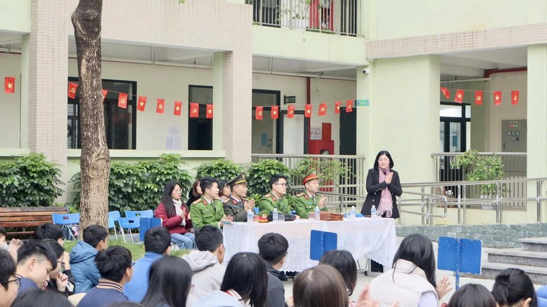 Siết chặt biện ph&aacute;p ph&ograve;ng chống bạo lực học đường- Ảnh 1.