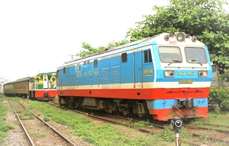 Đường sắt chuyển đổi nhi&ecirc;n liệu xanh cho hơn 200 đầu m&aacute;y- Ảnh 1.