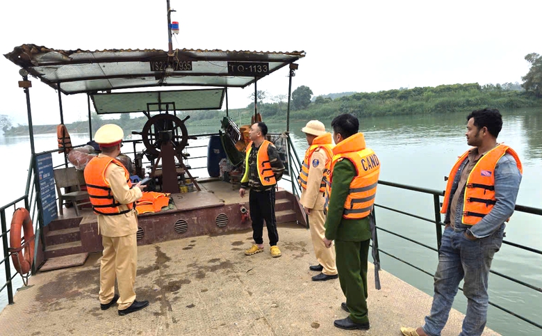 Tuy&ecirc;n Quang: Kiểm so&aacute;t chặt bến b&atilde;i v&agrave; tuyến du lịch đường thủy trước cao điểm mưa lũ- Ảnh 1.