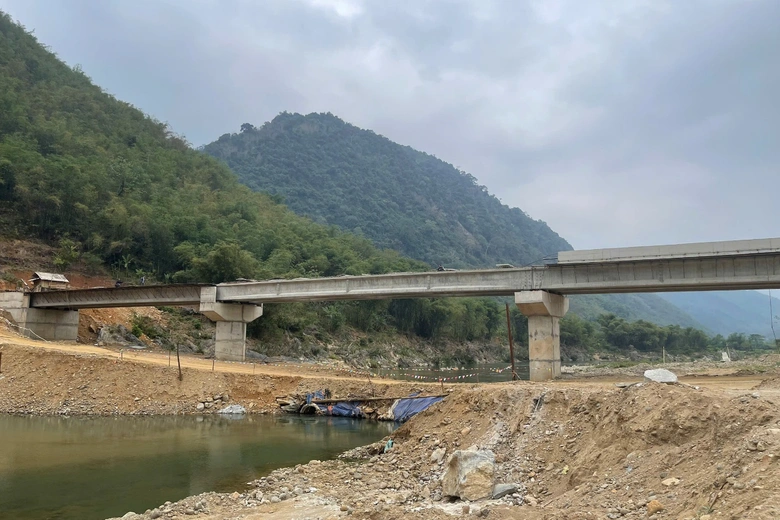 H&agrave;ng loạt c&acirc;y cầu d&acirc;n sinh ở Thanh Ho&aacute; sẽ ho&agrave;n th&agrave;nh trong năm 2026- Ảnh 1.