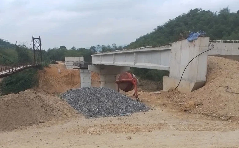 H&agrave;ng loạt c&acirc;y cầu d&acirc;n sinh ở Thanh Ho&aacute; sẽ ho&agrave;n th&agrave;nh trong năm 2026- Ảnh 3.