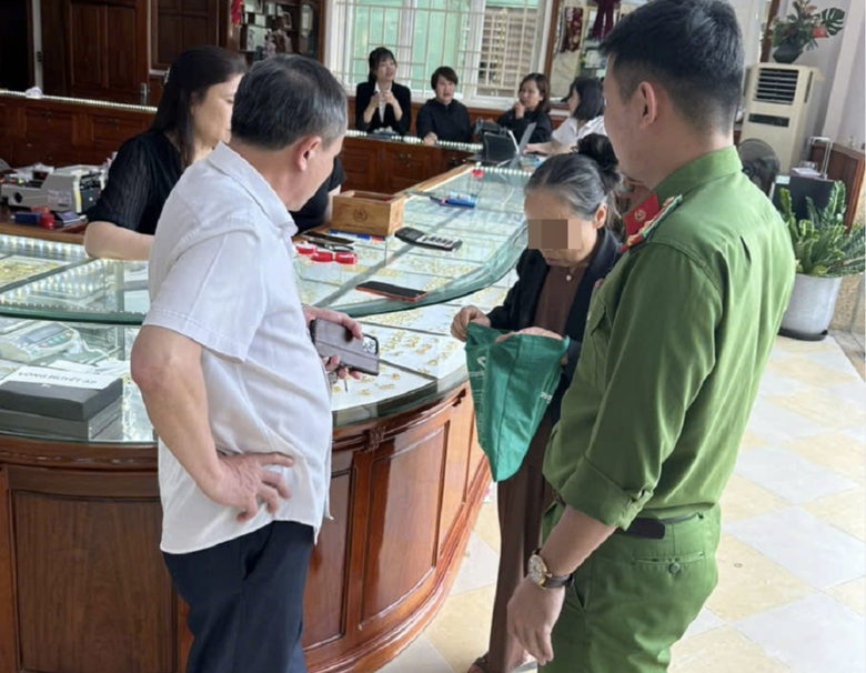 Ngăn chặn kịp thời vụ lừa đảo, chiếm đoạt 19 chỉ v&agrave;ng của cụ b&agrave; 70 tuổi ở Nghệ An - Ảnh 1.
