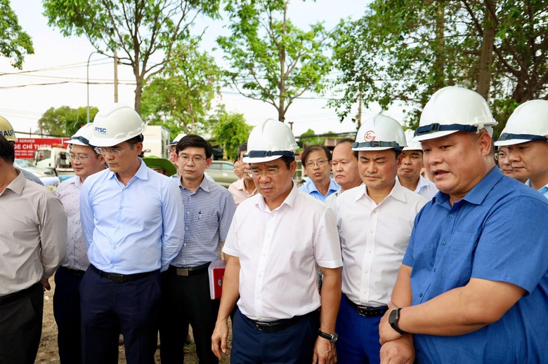 Gần 3km đường V&agrave;nh đai 2 TP.HCM hiện thi c&ocirc;ng ra sao sau 3 th&aacute;ng t&aacute;i khởi động?- Ảnh 14.