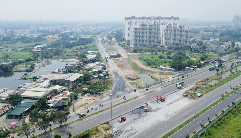 N&uacute;t thắt n&agrave;o khiến dự &aacute;n mở rộng QL50 qua TP.HCM chưa c&aacute;n đ&iacute;ch?- Ảnh 1.