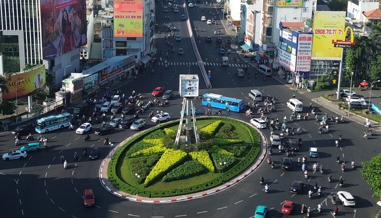 TP.HCM nghi&ecirc;n cứu cải tạo v&ograve;ng xoay Điện Bi&ecirc;n Phủ, giảm &ugrave;n tắc khu vực "điểm n&oacute;ng"- Ảnh 3.