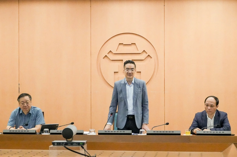 H&agrave; Nội chưa c&oacute; văn bản ch&iacute;nh thức về việc di dời 860.000 d&acirc;n khỏi nội đ&ocirc;- Ảnh 1.