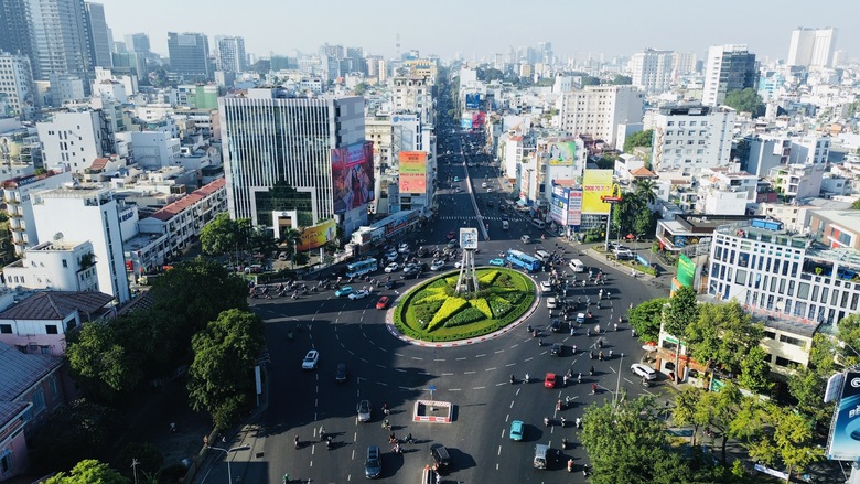 TP.HCM nghi&ecirc;n cứu cải tạo v&ograve;ng xoay Điện Bi&ecirc;n Phủ, giảm &ugrave;n tắc khu vực "điểm n&oacute;ng"- Ảnh 1.